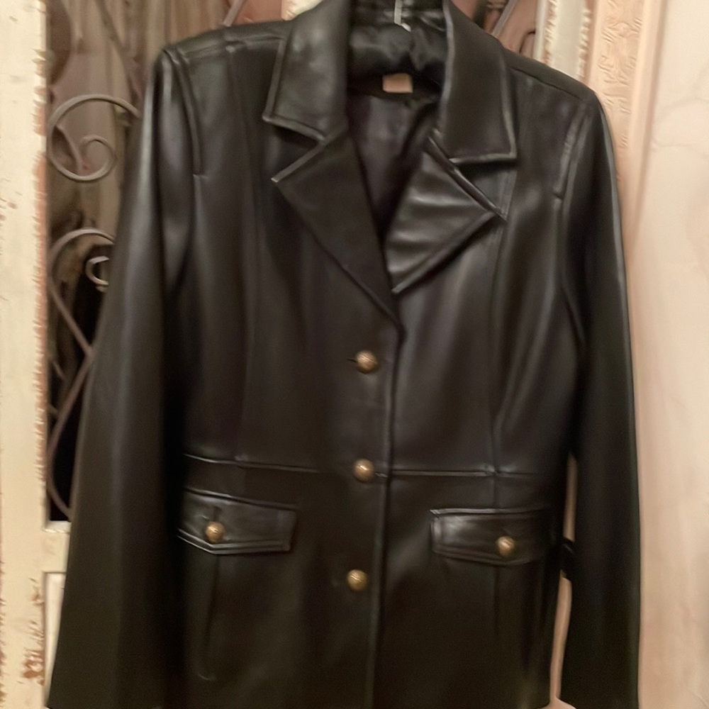 MK LAMB LEATHER BLAZER/Jacket size Xl beautiful condition monogram buttons
